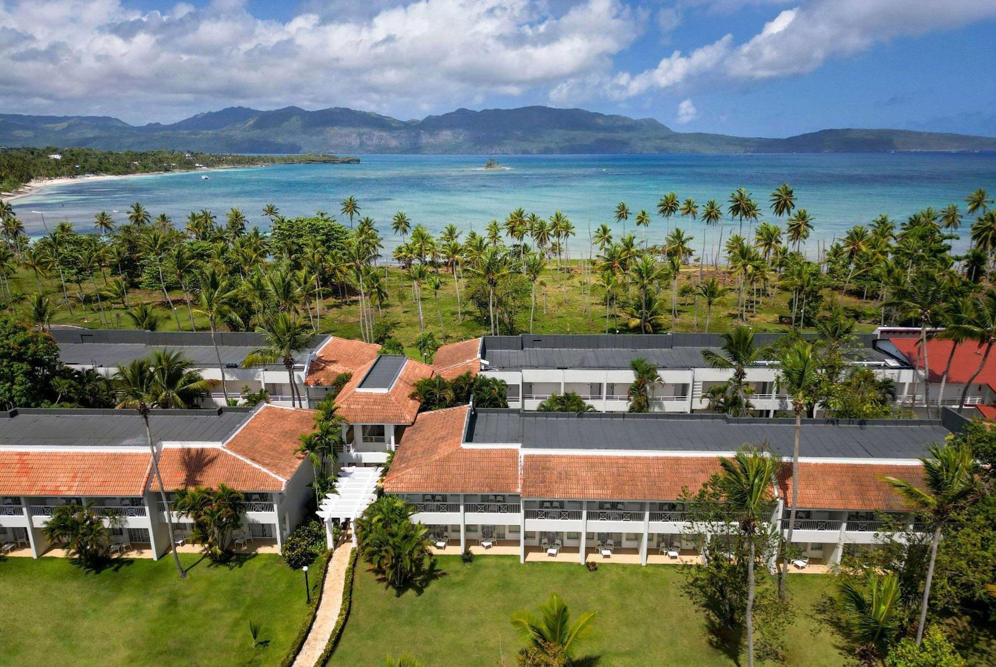 แกรนด์ พาราไดซ์ ซามานา ออล อินคลูซีฟ Hotel Samana ภายนอก รูปภาพ