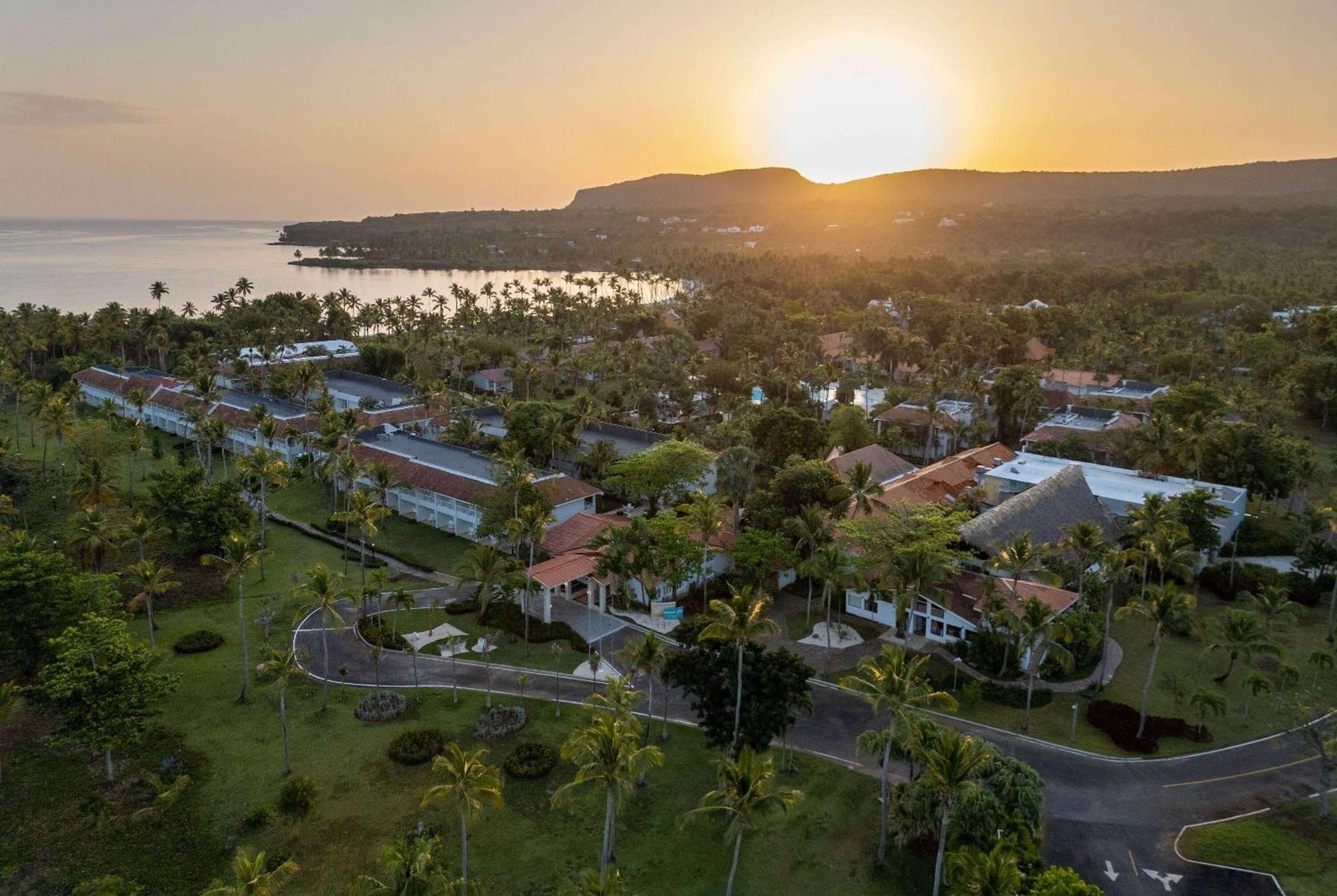 แกรนด์ พาราไดซ์ ซามานา ออล อินคลูซีฟ Hotel Samana ภายนอก รูปภาพ