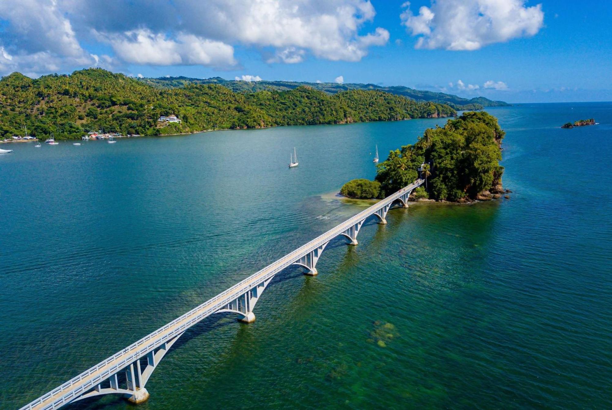 แกรนด์ พาราไดซ์ ซามานา ออล อินคลูซีฟ Hotel Samana ภายนอก รูปภาพ